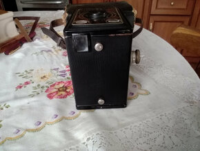 Starý, historický fotoaparát AGFA-BOX s kož.brašnou - 5