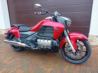 Honda Valkyrie 1800 F6C Limited - 5