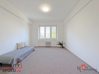 Převod dr. podílu, byty/2+1, 59 m2, Slavíčkova 2559/6, Morav - 5