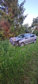 Skoda rapid 1,2 tsi 2015 najeto 120000km - 5