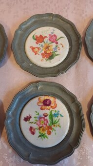 Cínové retro talířky značka Anděl 6 kusů - 5