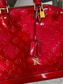 Louis Vuitton Alma gm vernis kůže - 5