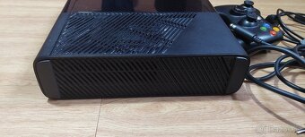 Xbox 360 + příslušenství – plně funkční - 5