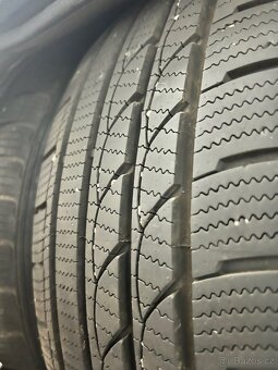 Pneu 215/55 r17 - 5
