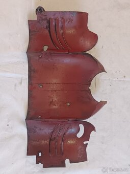 Prsíčka Jawa 550, 555 - 5
