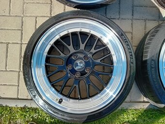 5x108R18 - 225/40R18 Ultrawheels - 5