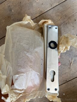 Materiál z dílny - 5