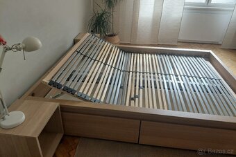 IKEA Malm postel s úložným prostorem + rošt + 2 noční stolky - 5