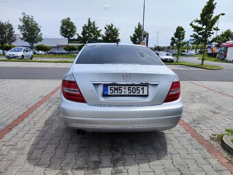Mercedes-Benz Třídy C 180 CDI - 5