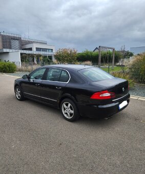 Škoda Superb 2.0TDI 103Kw Elegance - 5