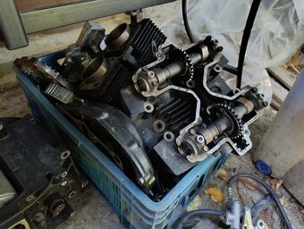 Suzuki GS500 E - 5