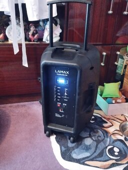 Přenosný Reproduktor lamax - 5