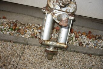 Ruční pumpa LILA 75 pro dopravu vody z hloubek do 7 m - 5