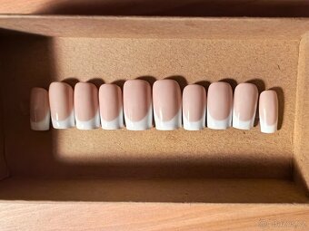 Ručně malované nalepovací gelové press on nehty - 5