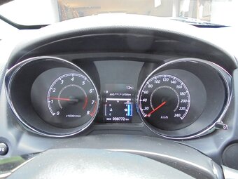 Mitsubishi ASX 1,6 Mivec, 1. majitel, dvě sady kol, r.v. 09/ - 5