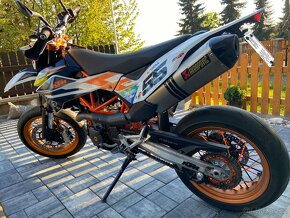 Supermoto KTM 690 SMC R - 5
