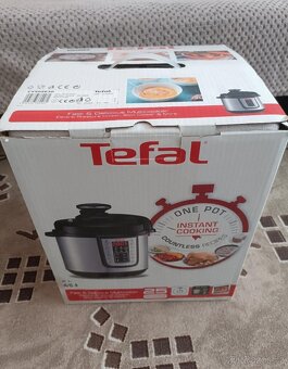 multifunkční hrnec Tefal Série EPC06 - 5