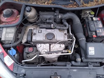Peugeot 206 č. 25686 - 5