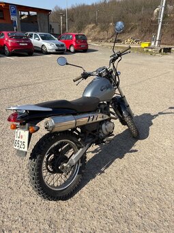 Honda CLR 125 - 5