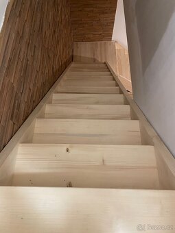 Dřevěné schodiště - 5
