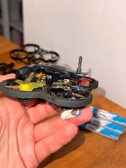 FPV whoop dron GEPRC TinyGO + příslušenství - 5