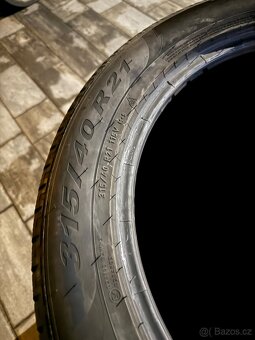 Pneu letní 315/40 R21 - 5