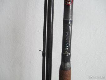 Velmi zachovalý prut značka Match délka 390 cm - 5