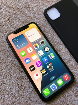 Apple Iphone 11 64GB krásný černý ✅ bat: 100% - HEZKÝ STAV - 5