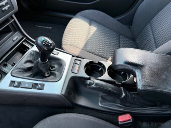 BMW E46 330i M-paket - 5