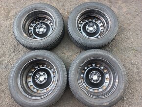 Prodám sadu kol VW 185/65R15 zimní - 5
