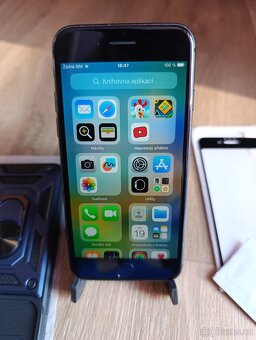 iPhone 8 / 64GB / Space Grey / Baterie 91% - 5