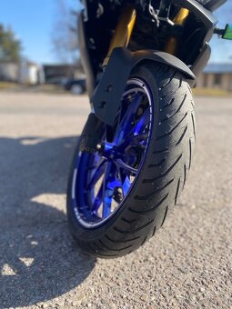 Yamaha YZF-R125 - 5
