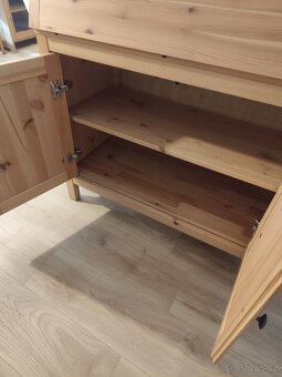 Skříňka IKEA. - 5