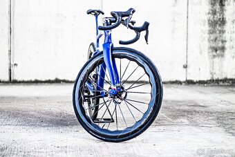 Pinarello Dogma F Glory Blue, Shimano Dura-Ace Di2, Drive He - 5