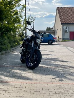 Yamaha MT 07 - 5