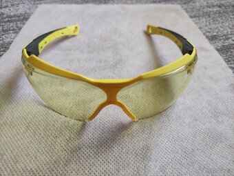 ochranné brýle UVEX - 5