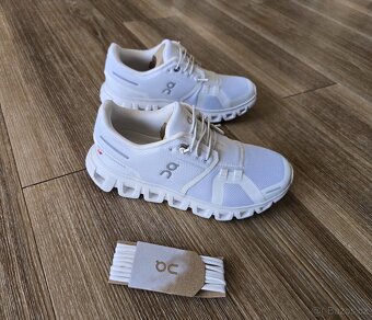 Dámské boty On Running Cloud 6 - 5