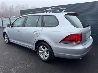 Volkswagen Golf 1,6 (2011) - 5