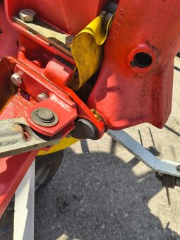 LUXUSNÍ STAV OBRACEČ SENA PÖTINGER 6,9 m - 5