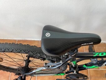 26" juniorské horské kolo Kellys Naga 70 nutný servis - 5