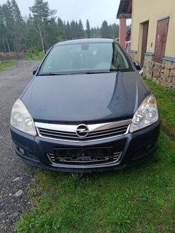 OPEL Astra 1.9CDTI 88kw Hatchback Rok.2007 - 5