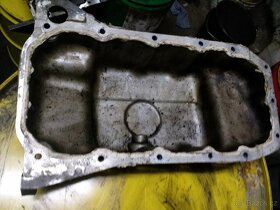 Prodám olejovou vanu na Ford 1.4 16v - 5