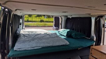 FORD TRANSIT TOURNEO - Spolehlivý společník na cesty s vesta - 5