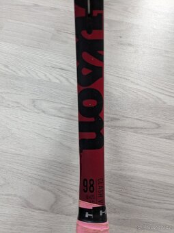 Prodám tenisovou raketu Wilson Clash V2 310g, grip #3 - 5