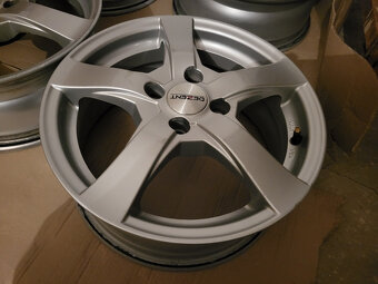 Alu Kola Dezent 15' 4x100, Et44 Renault - 5