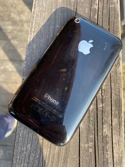 iPhone 3GS 8GB - 5