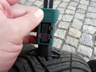 ZIMNÍ PNEU + DISKY ŠKODA 14" SEAT VW 175/65R14 - 5
