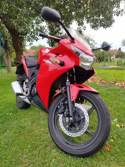 Honda CBR 125r - 5