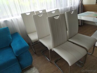 Jídelní stůl a židle - 5