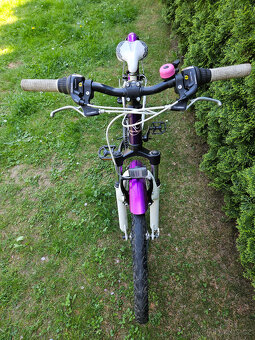 24" dívčí horské hliníkové kolo GENESIS, rám 14" od 125 cm - 5